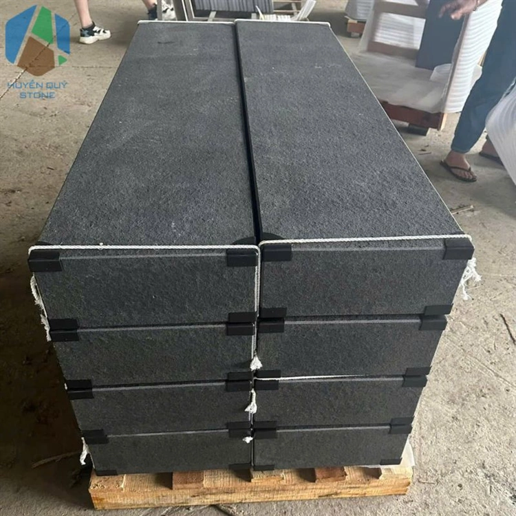 Đá Cột Rào Bazan Khò - Ảnh 3