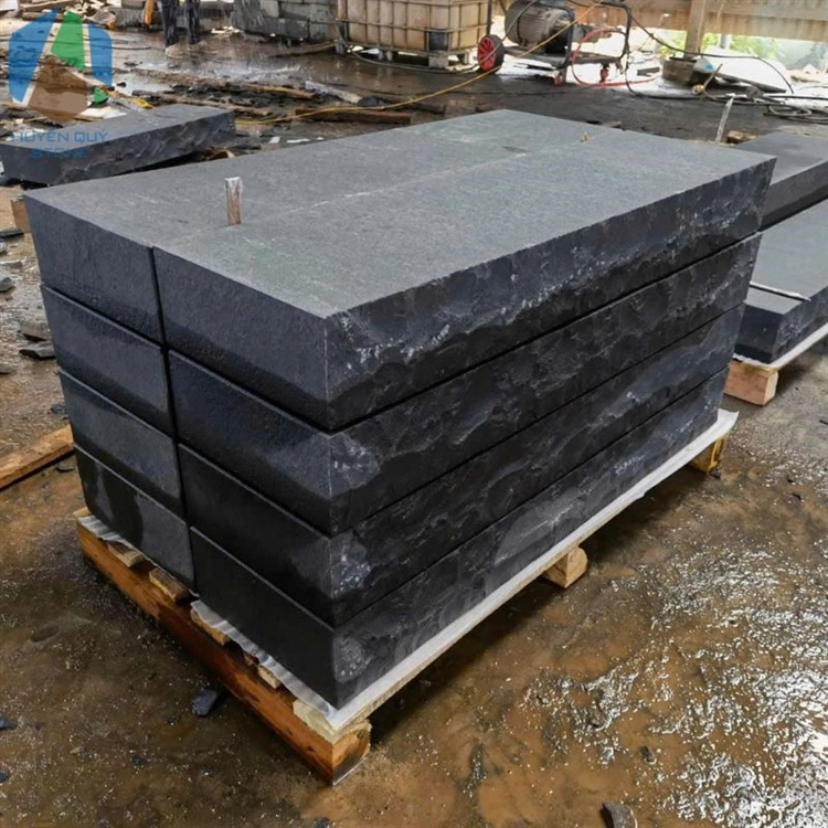 Đá Cột Rào Bazan Khò - Ảnh 4