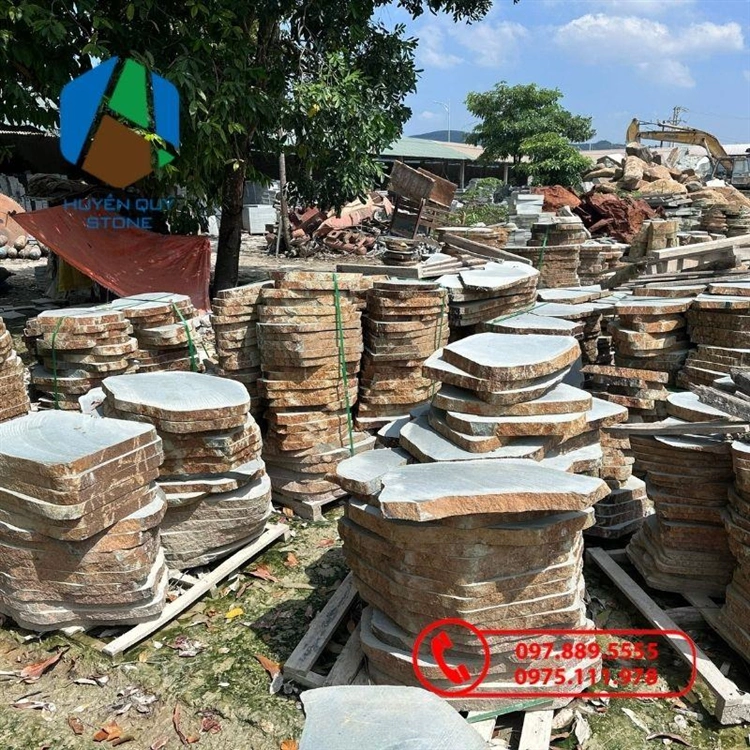 Alternative view of Đá Xanh Rêu Bước Dạo