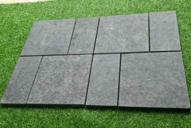Đá bazan khò mặt khò lửa tạo cảm giác gồ ghề