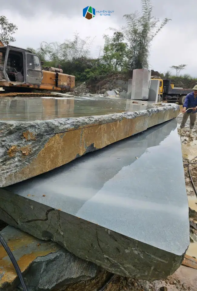 Chất lượng đá khối đảm bảo: BỀN – ĐẸP