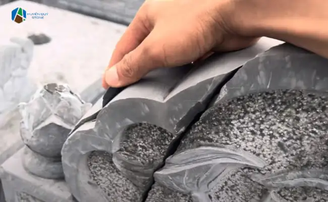 Đá khối kém chất lượng khiến công trình chế tác bị hư hỏng