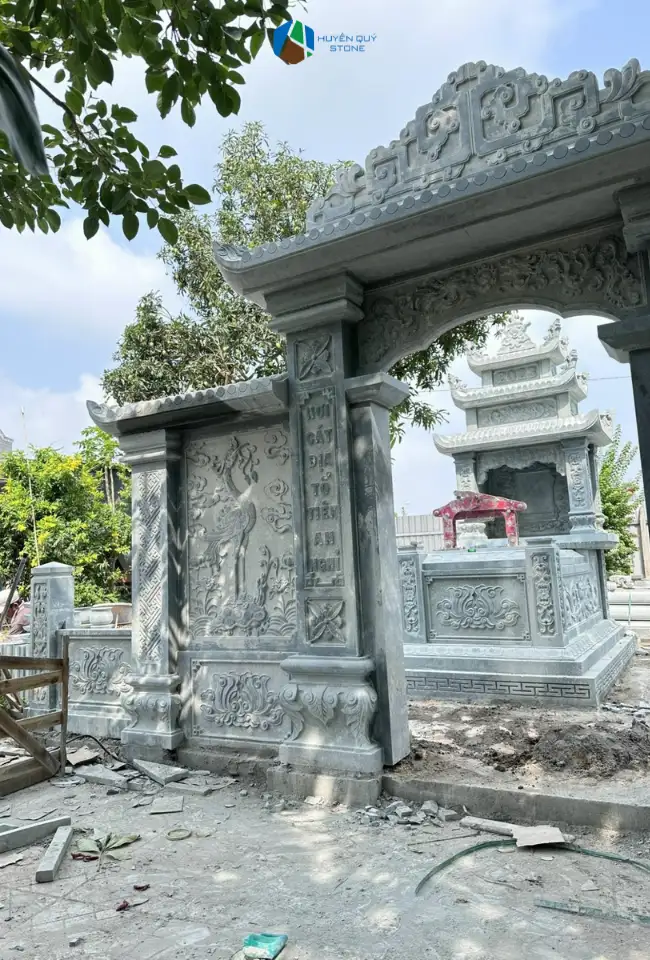Công trình mộ đá tự nhiên