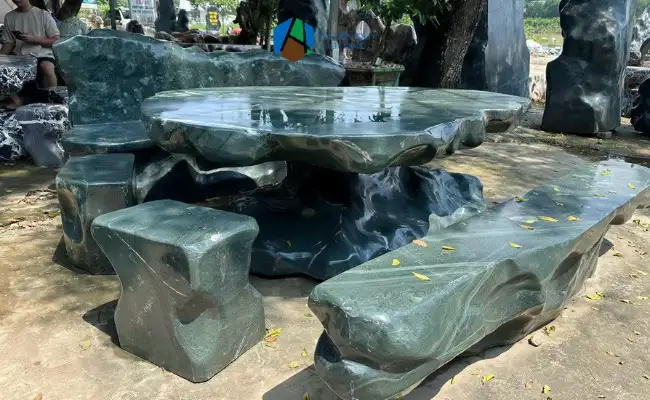 Bộ bàn ghế đá khối xanh rêu tự nhiên