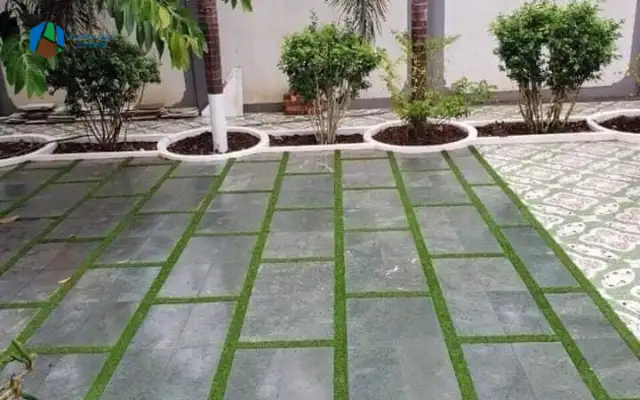 Đá xanh rêu Thanh Hóa lát xen kẽ cỏ