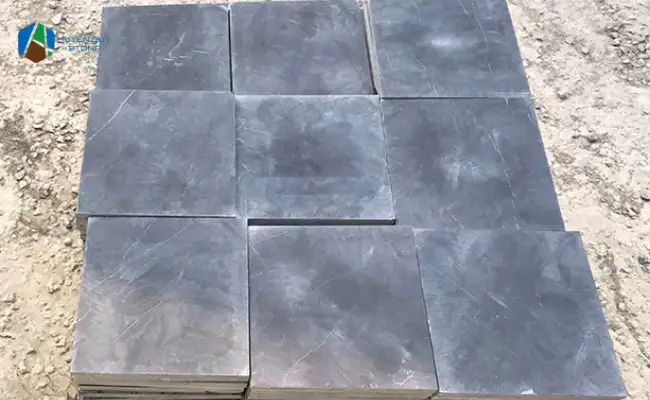 Mẫu đá lát sân vườn 30x30 - bazan đen mài
