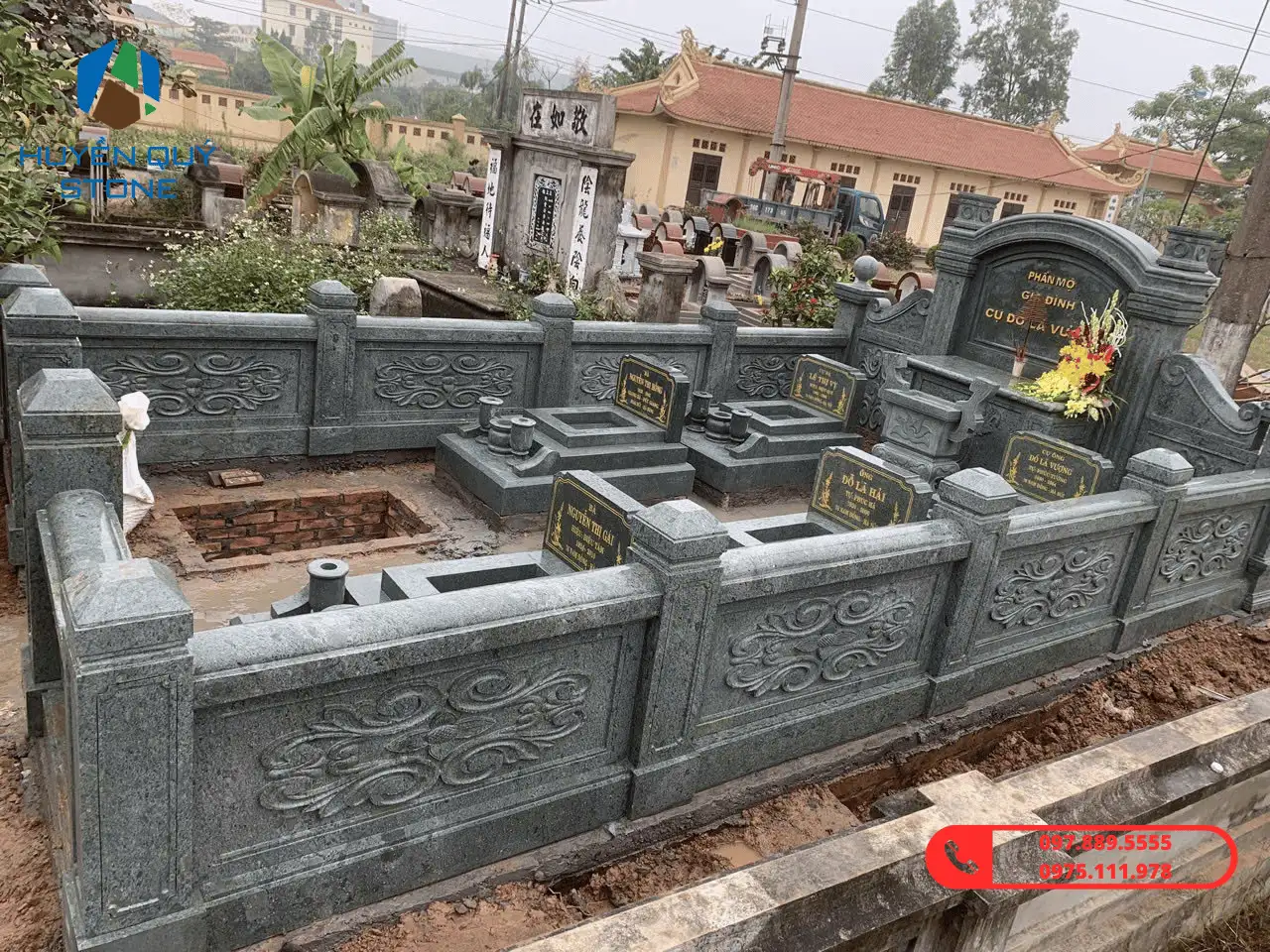 Lăng mộ đá xanh rêu - Ảnh 12