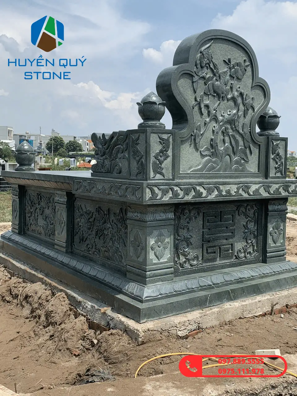Lăng mộ đá xanh rêu - Ảnh 14