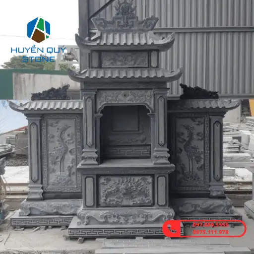 Lăng mộ đá xanh đen