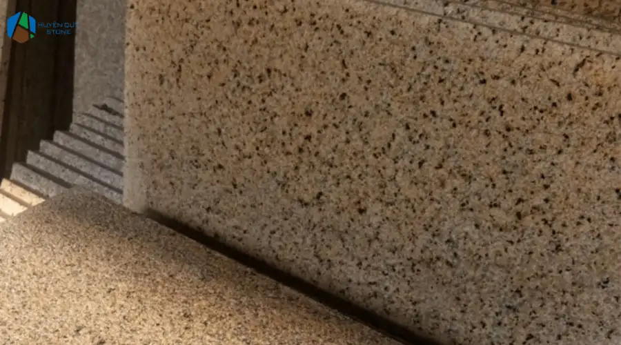 Đá Granite Vàng Bình Định