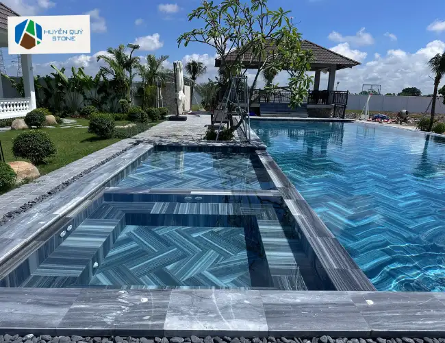 Đá sọc dưa lát hồ bơi biệt thự