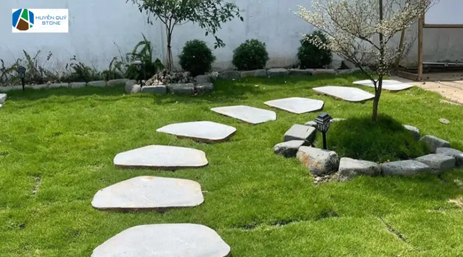 Ứng dụng đá thớt bazan lát bước dạo sân cỏ